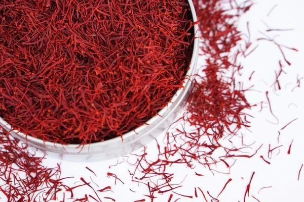 دلایل بسته بندی زعفران ایرانی در خارج از ایران